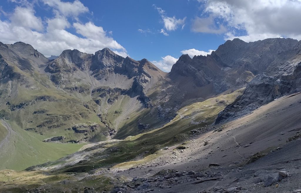 Port de Pinete depuis la Hourqutte d'Allanz